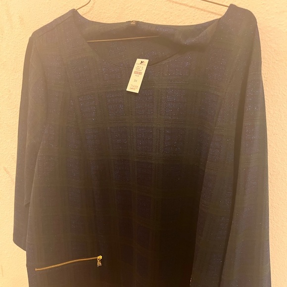 Navy Plaid  top with Gold Zipper Accent - Picture 4 of 12